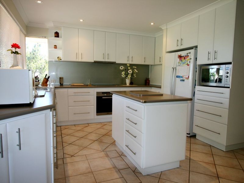 25A Janis Street, Halls Head WA 6210