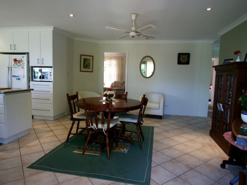 25A Janis Street, Halls Head WA 6210
