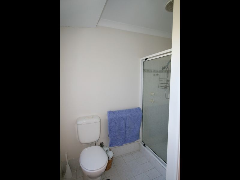 25A Janis Street, Halls Head WA 6210