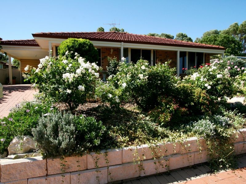 25A Janis Street, Halls Head WA 6210