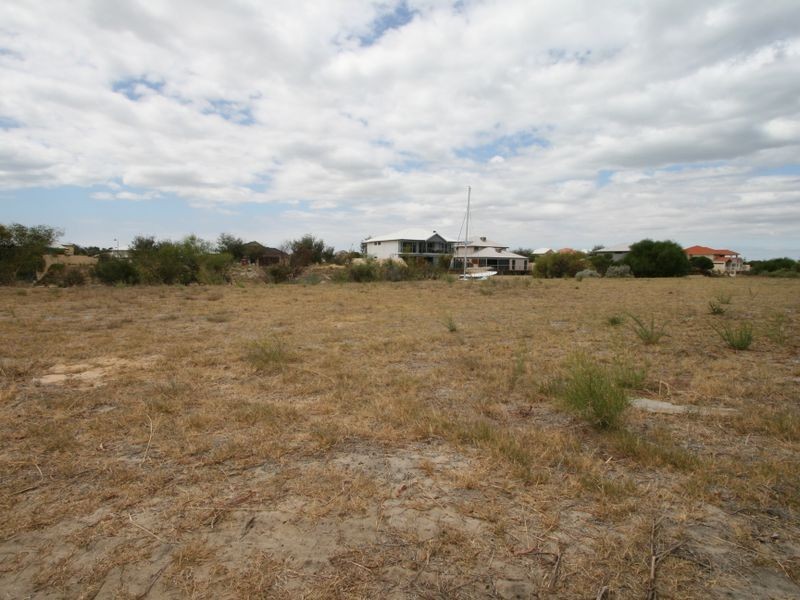 9 Sandpiper Island Retreat, Wannanup WA 6210