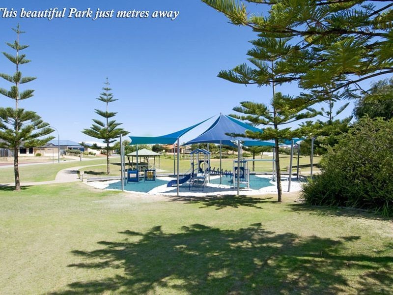 9 Hideaway Cove, Halls Head WA 6210