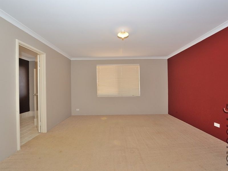 34 Carissa Turn, Halls Head WA 6210
