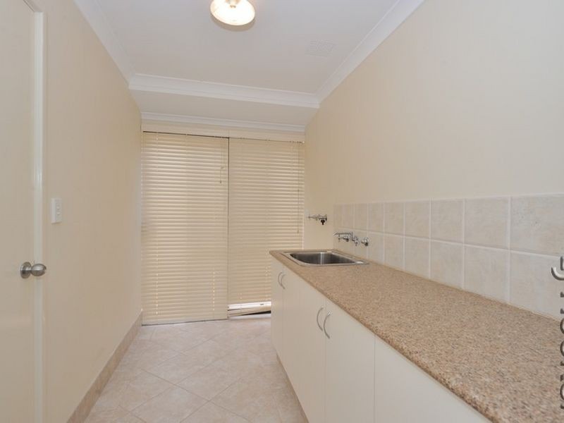 34 Carissa Turn, Halls Head WA 6210
