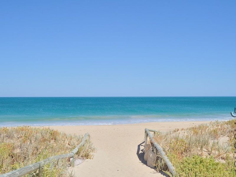 3 Swiftshire Road, Madora Bay WA 6210