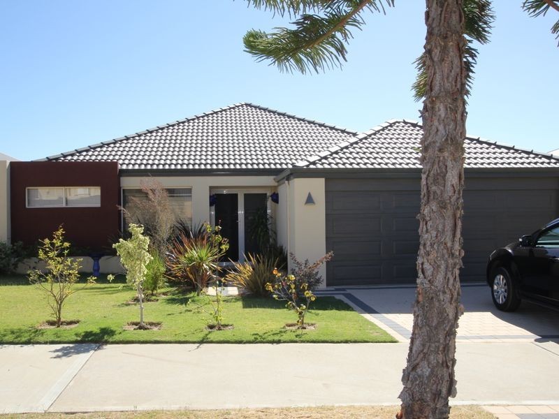 45 Northport Boulevard, Wannanup WA 6210