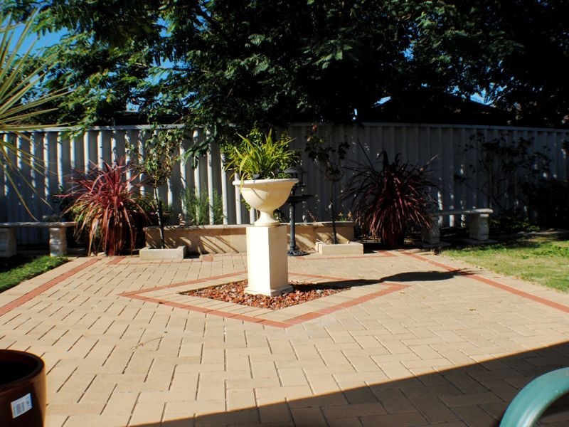 4 Chyverton Corner, Erskine WA 6210