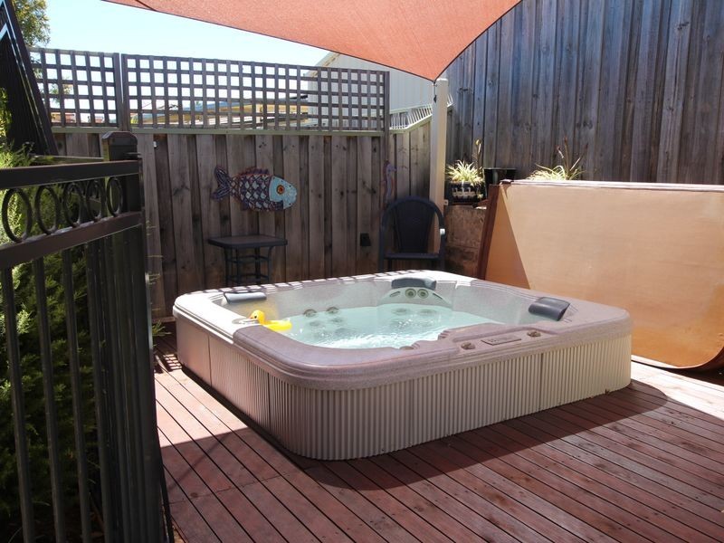 7 The Ridge, Halls Head WA 6210