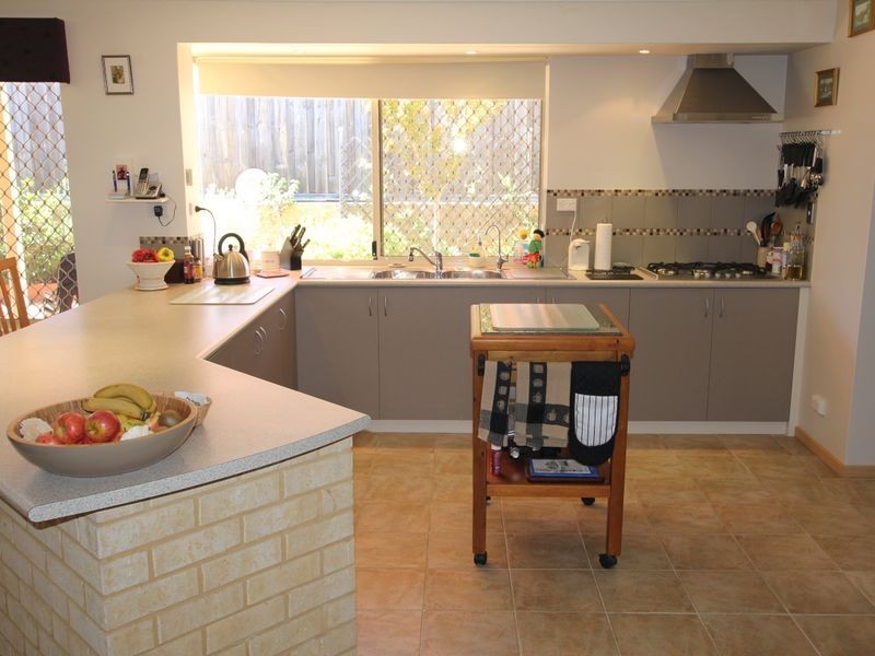 7 The Ridge, Halls Head WA 6210