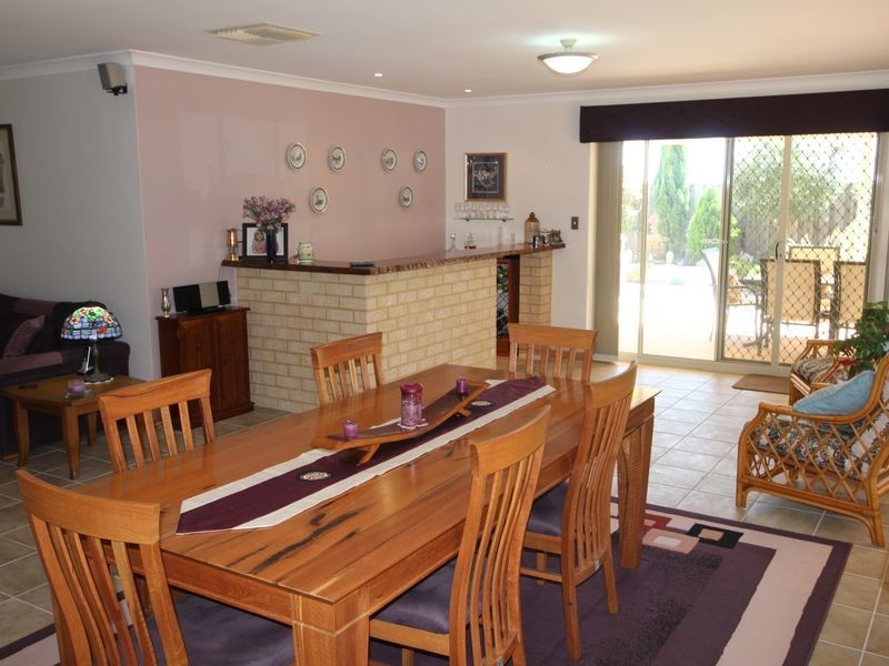 7 The Ridge, Halls Head WA 6210
