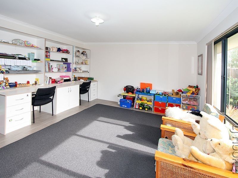 47 Camden Way, Meadow Springs WA 6210