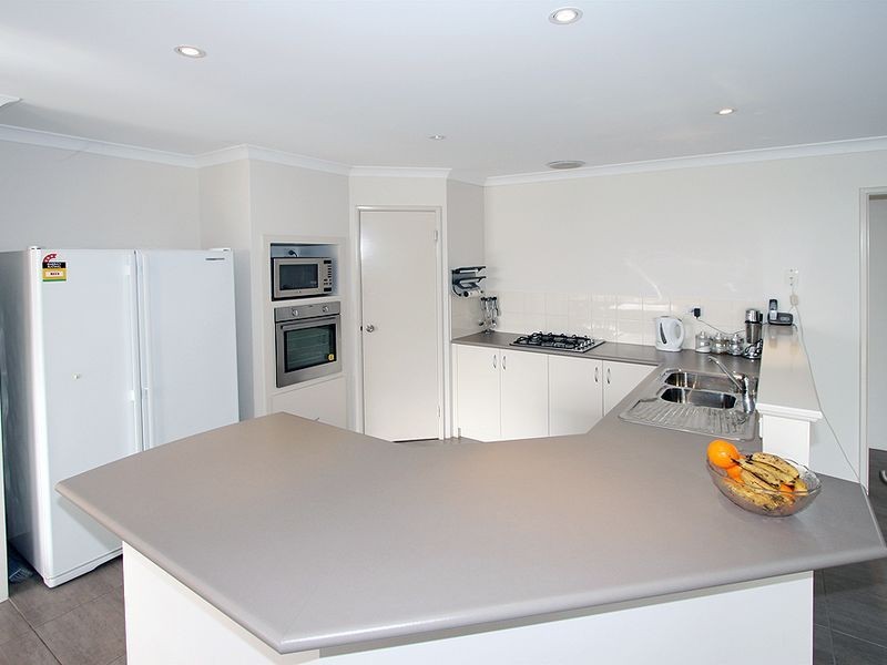 47 Camden Way, Meadow Springs WA 6210