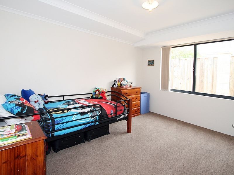 47 Camden Way, Meadow Springs WA 6210