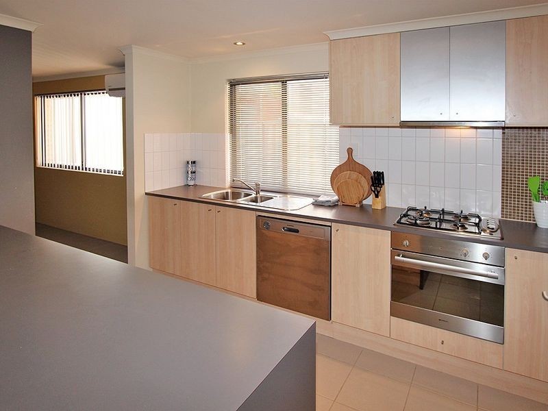 38/1 Mariners Cove Drive, Dudley Park WA 6210