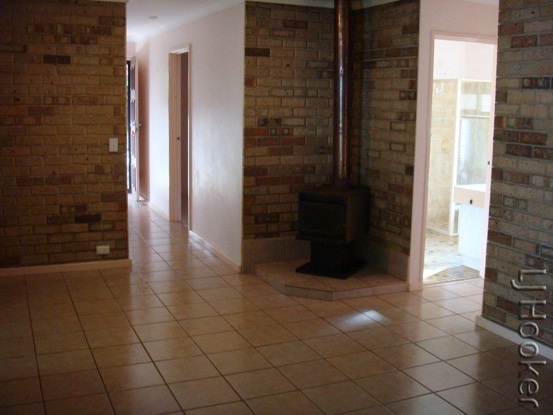 43 Peelwood Parade, Halls Head WA 6210