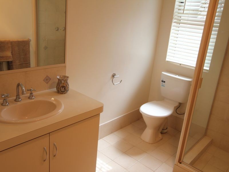 10 Gillark Street, Dudley Park WA 6210