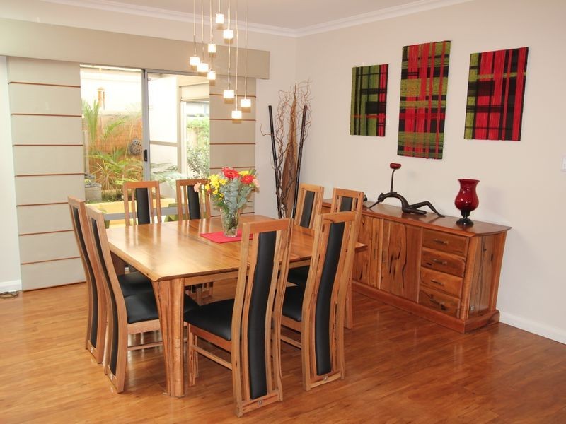 16 Hibbertia Follow, Halls Head WA 6210