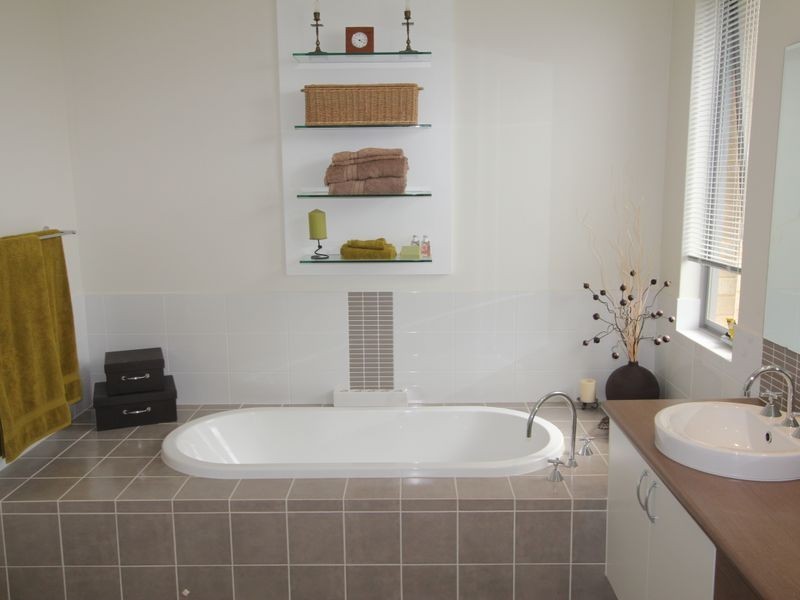 16 Hibbertia Follow, Halls Head WA 6210