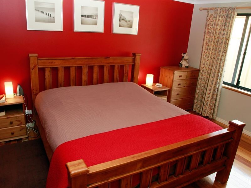 6 Royston Way, Lakelands WA 6180