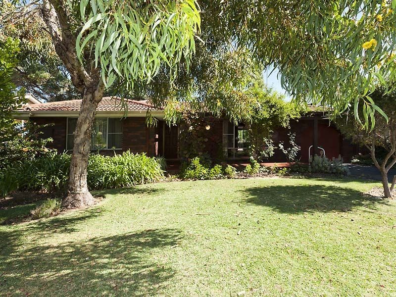 18 Perseus Road, Silver Sands WA 6210