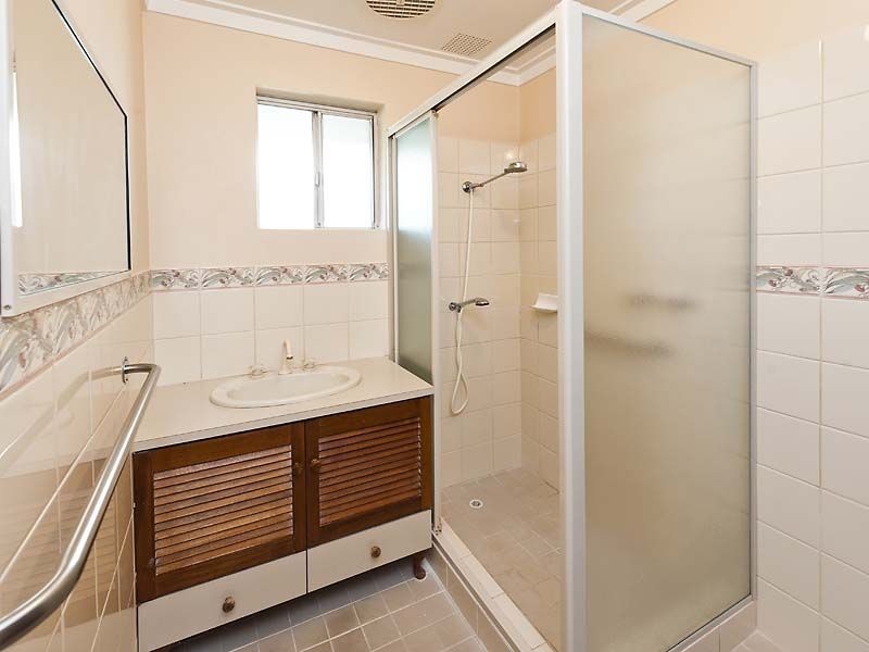 18 Perseus Road, Silver Sands WA 6210