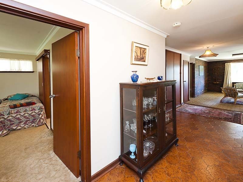 18 Perseus Road, Silver Sands WA 6210