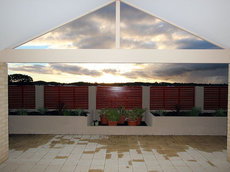 93 Cawana Parkway, Lakelands WA 6180