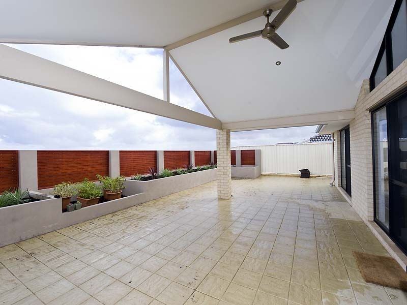 93 Cawana Parkway, Lakelands WA 6180