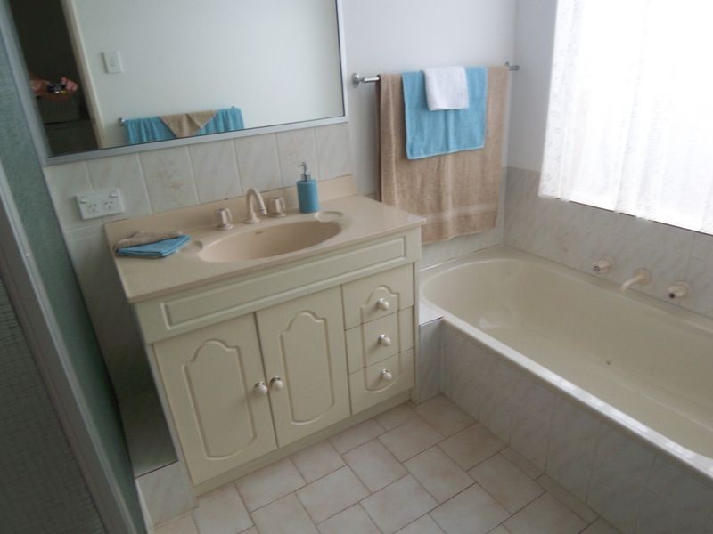 61 Portmarnock Circle, Halls Head WA 6210