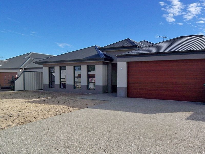 21 Glendale Street, Meadow Springs WA 6210