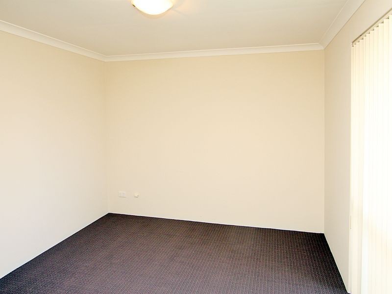 19 Malabor Mews, Halls Head WA 6210