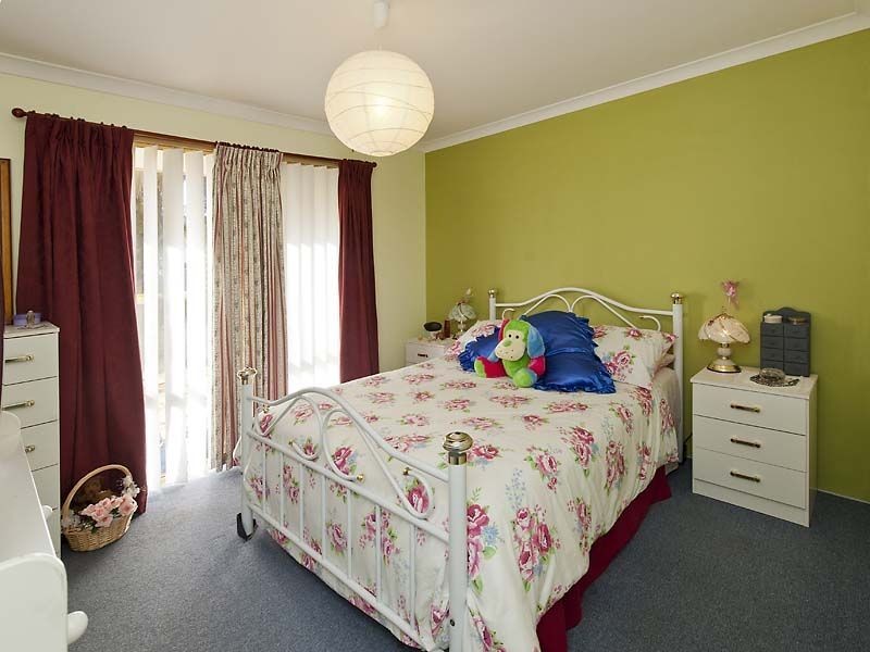 3A Dante Place, Greenfields WA 6210