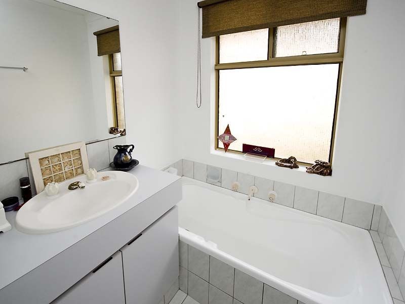 3A Dante Place, Greenfields WA 6210