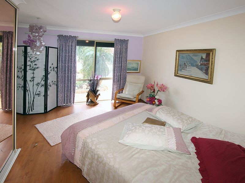 8A Magnolia Rise, Halls Head WA 6210