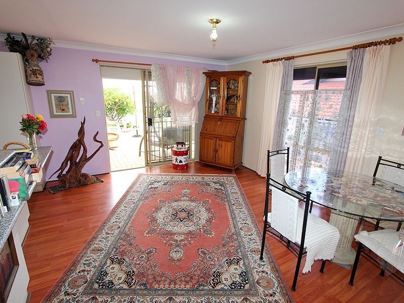 8A Magnolia Rise, Halls Head WA 6210