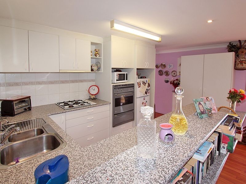 8A Magnolia Rise, Halls Head WA 6210