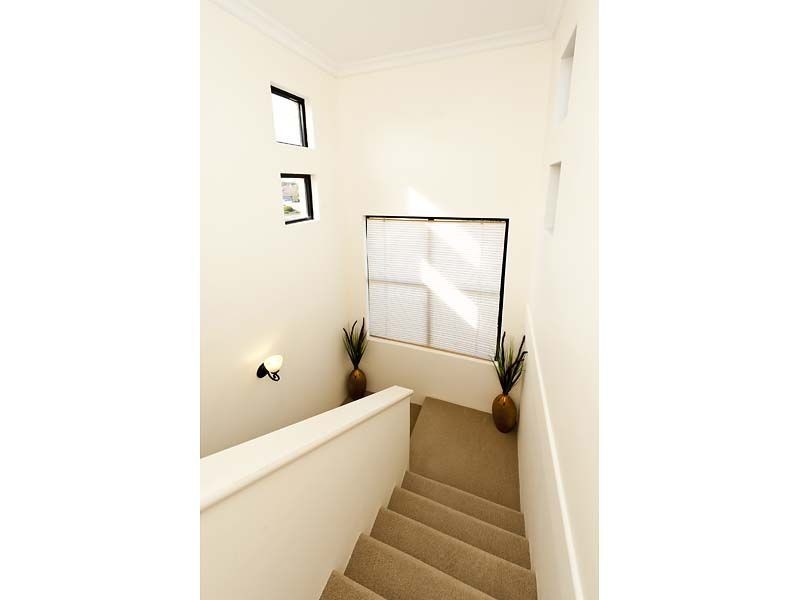 17 Calypso Road, Halls Head WA 6210