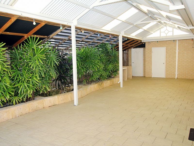 29 Seaforth Drive, Halls Head WA 6210