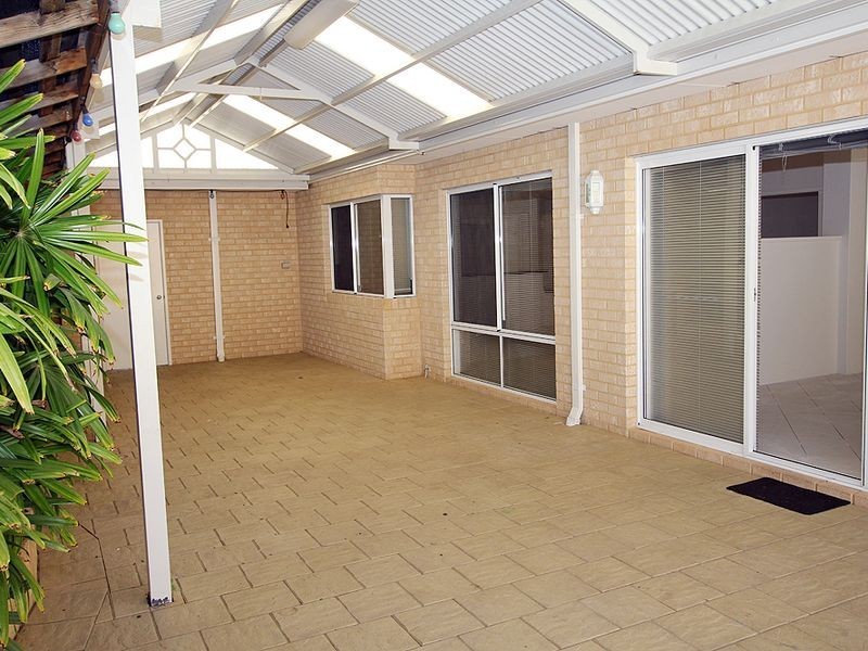 29 Seaforth Drive, Halls Head WA 6210