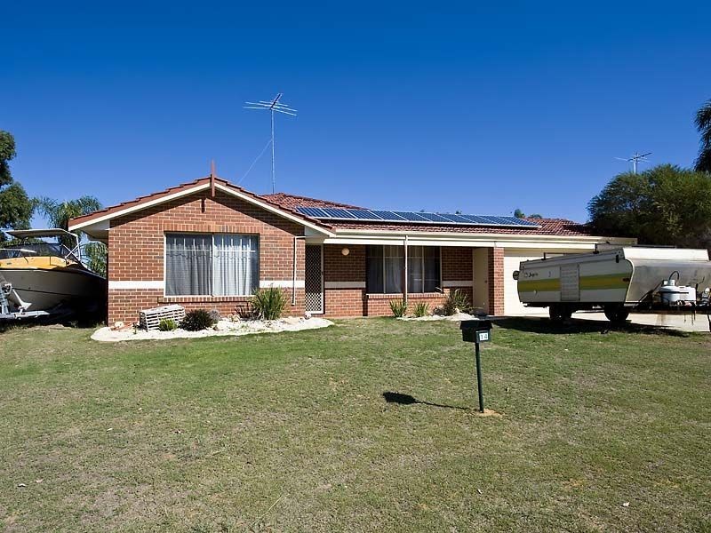 14 Satinash Retreat, Halls Head WA 6210