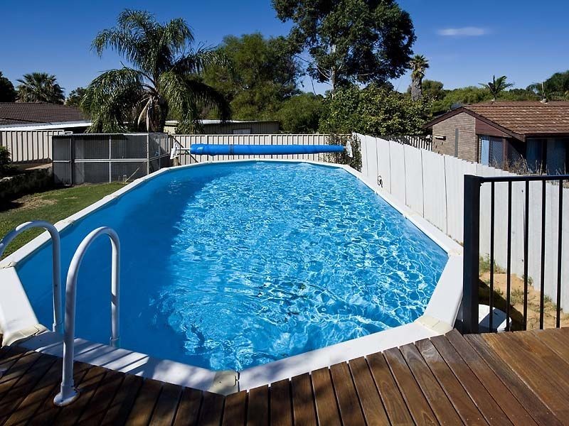 14 Satinash Retreat, Halls Head WA 6210