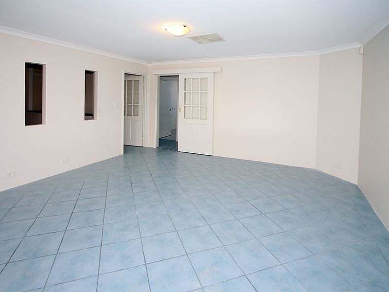 4 Keppel Mews, Halls Head WA 6210