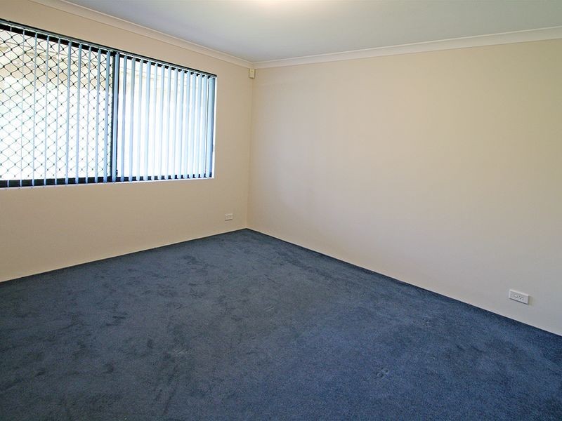 4 Keppel Mews, Halls Head WA 6210