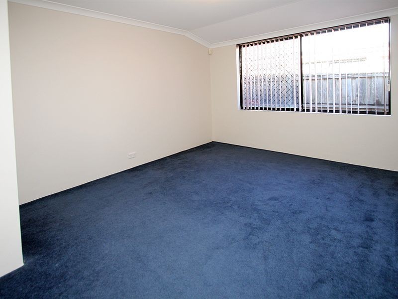 4 Keppel Mews, Halls Head WA 6210