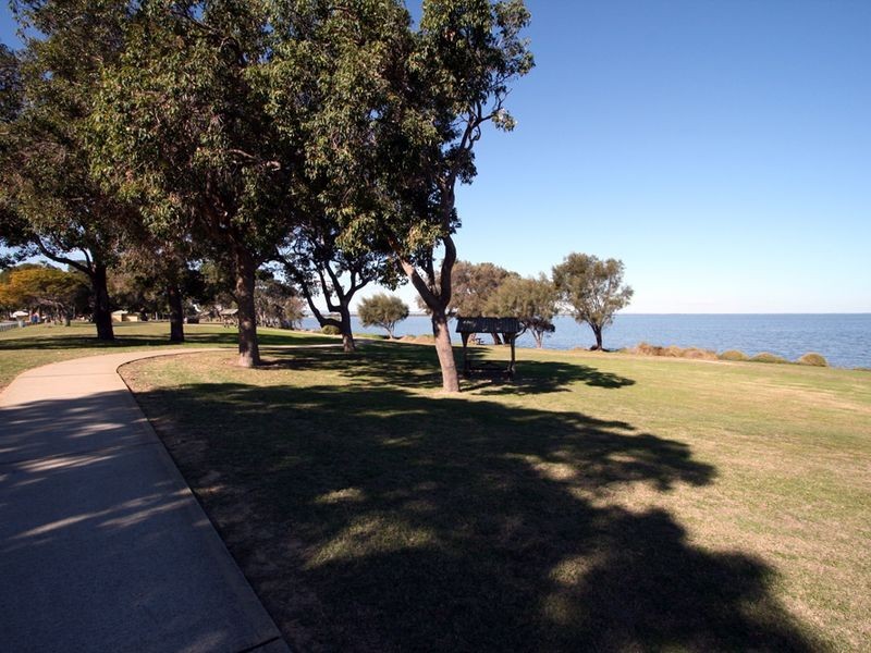 10A Duncan Road, Coodanup WA 6210