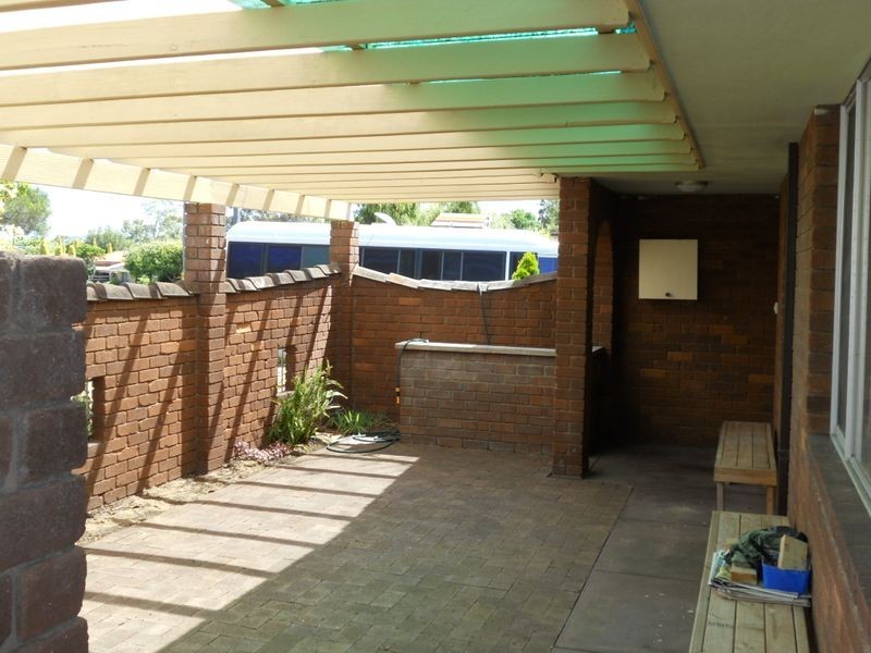 24 Luckhurst Drive, Mandurah WA 6210