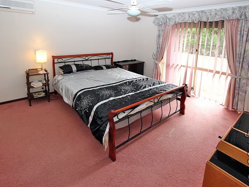 1 Clipper Way, Halls Head WA 6210