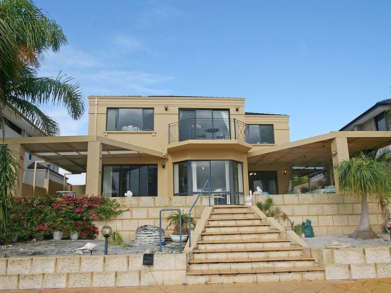 18 Santavea Mews, Halls Head WA 6210