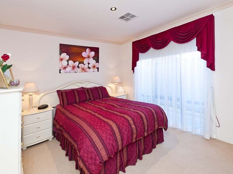 34 Ronsard Drive, San Remo WA 6210