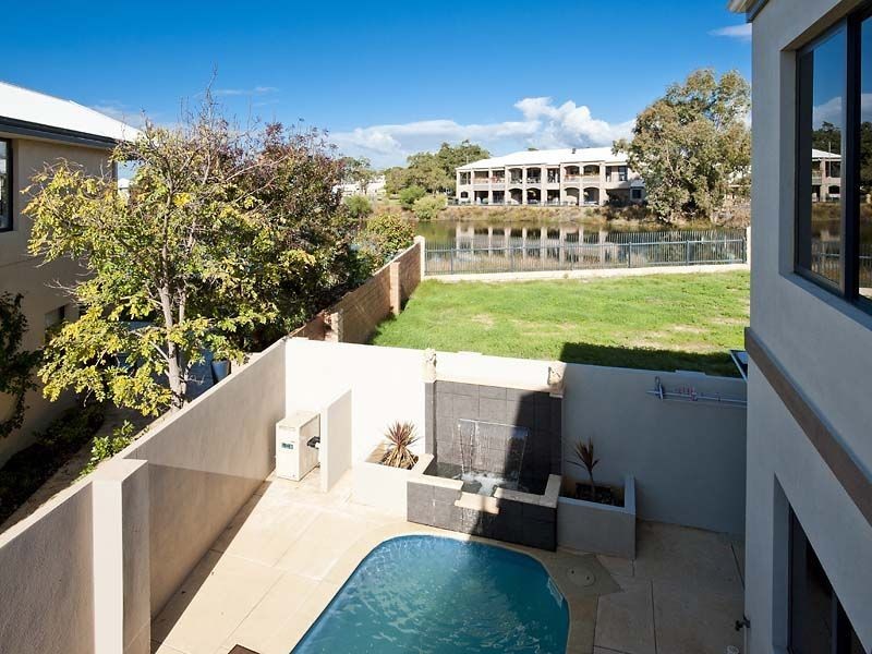 14b Cervantes Drive, Erskine WA 6210